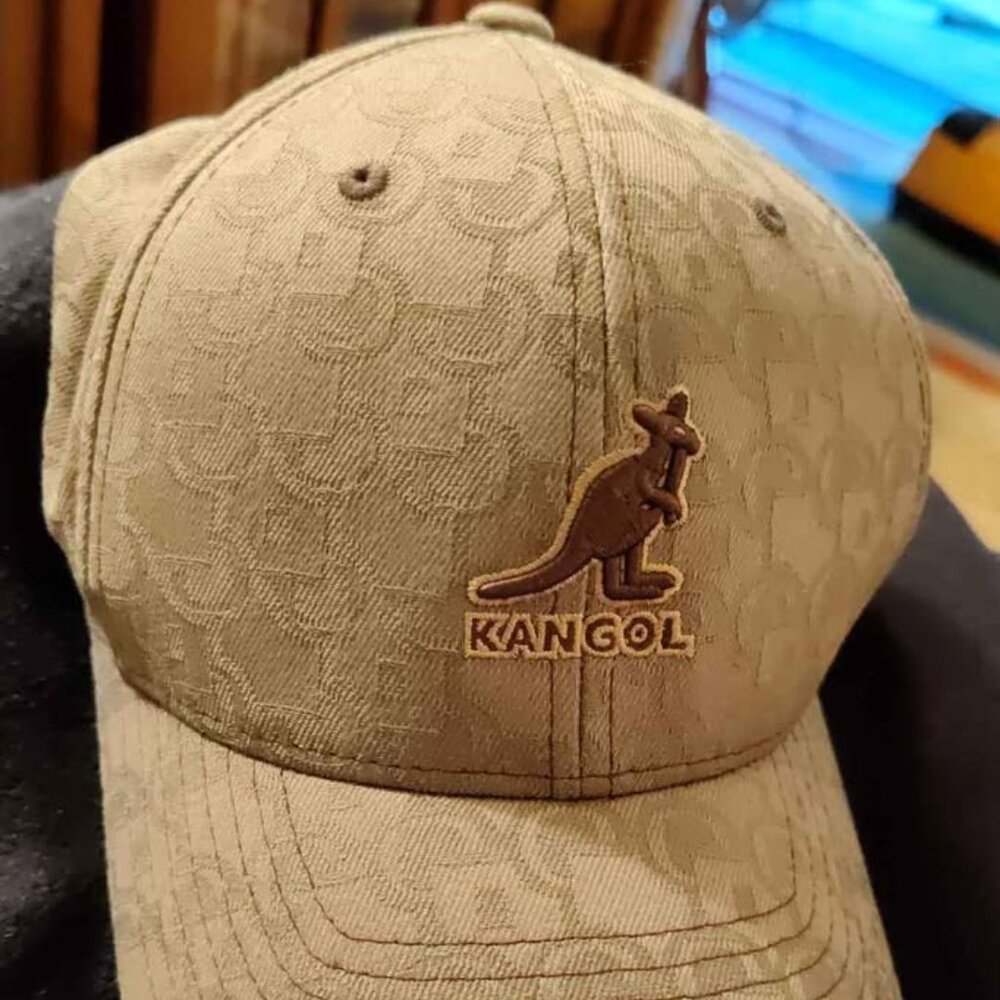 Kangol Hat Cap Flexfit Sz S/M Geo texture